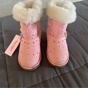 Juicy Couture Girl’s Boots Pink 8M